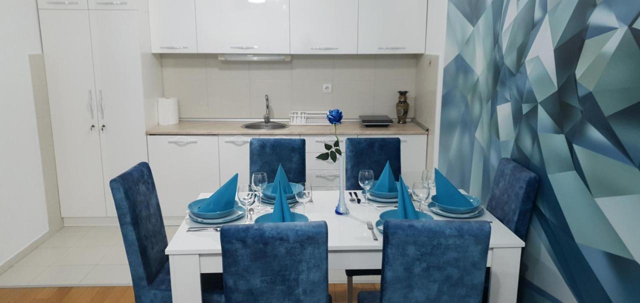 Apartman Kej Blue Free Parking كرالييفو المظهر الخارجي الصورة